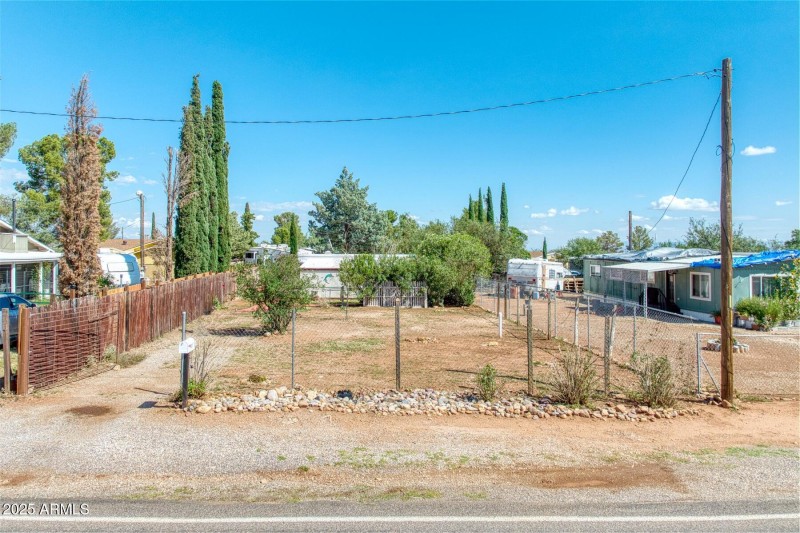 062001-4911East Bevers Street