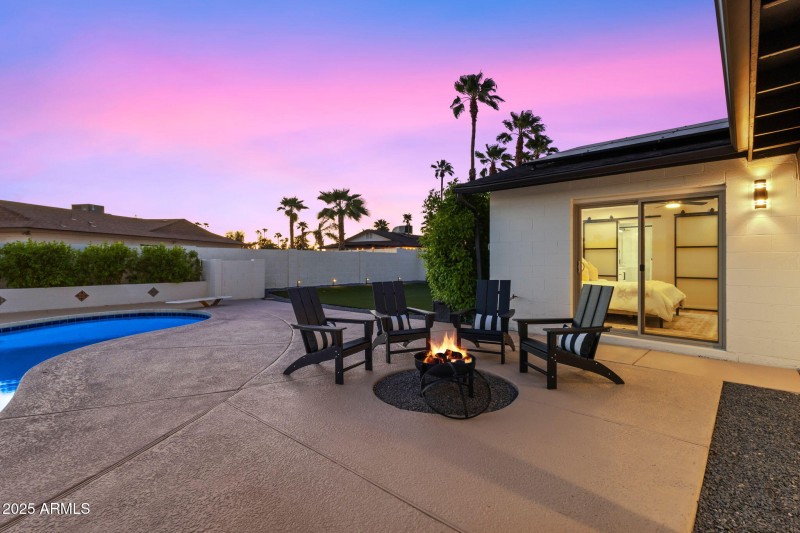 62-web-or-mls-15034-n-54th-st