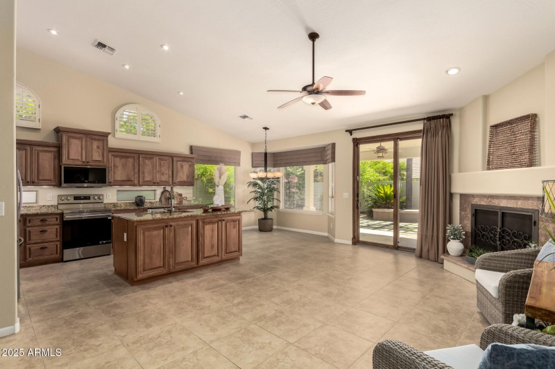 Kitchen / Family Room!