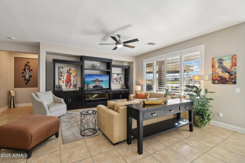 7-web-or-mls-N 155th Dr-04042025-005