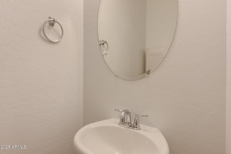 12 Bathroom (1)