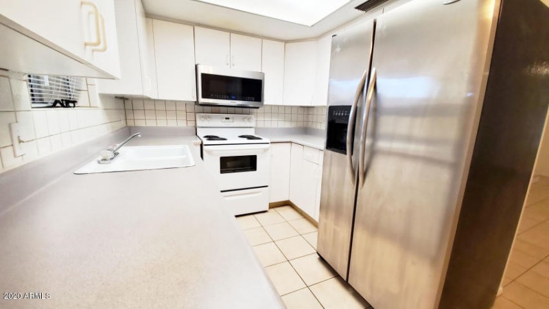 17227 N 16th DR Kitchen 2