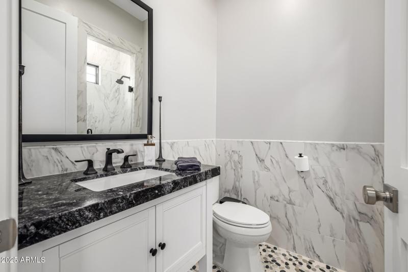 2nd Bathroom