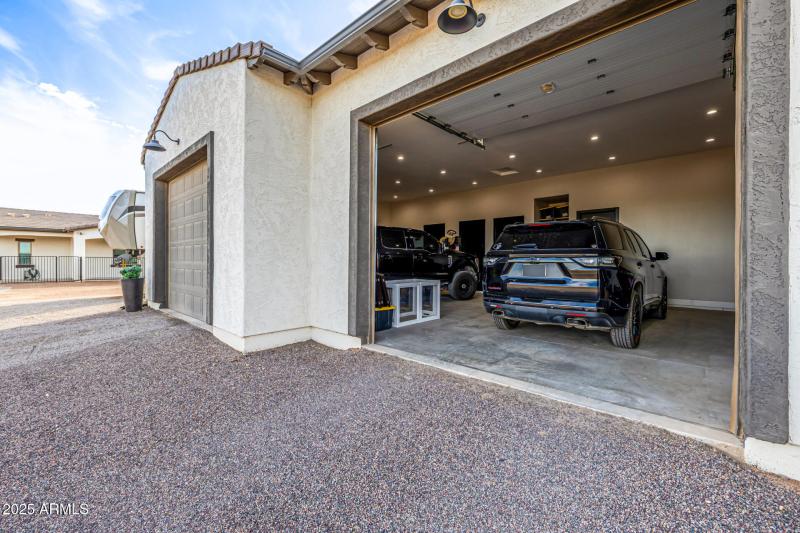 Main House Garage