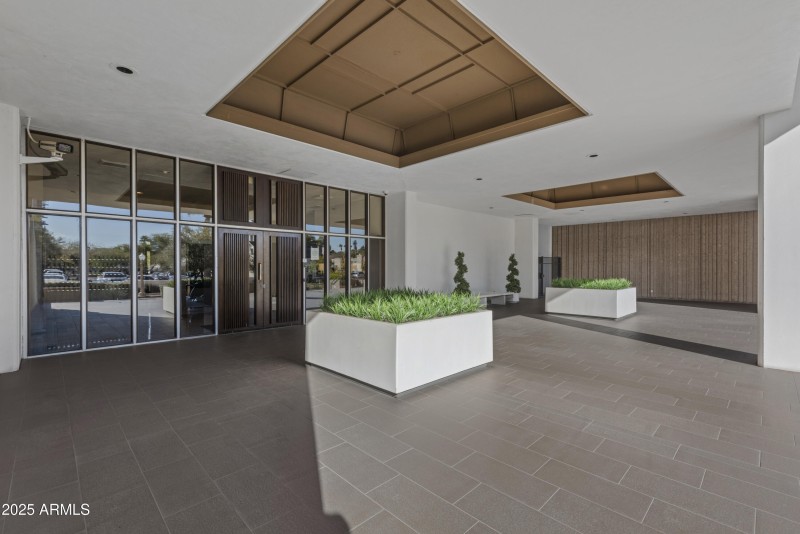 15 East Lobby Courtyard