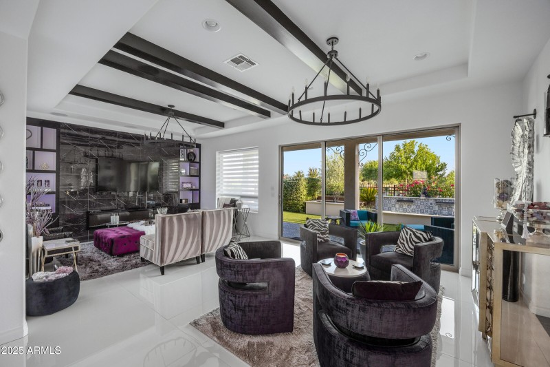 351 E Santa Lucia-15