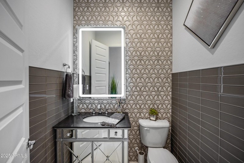 351 E Santa Lucia-20