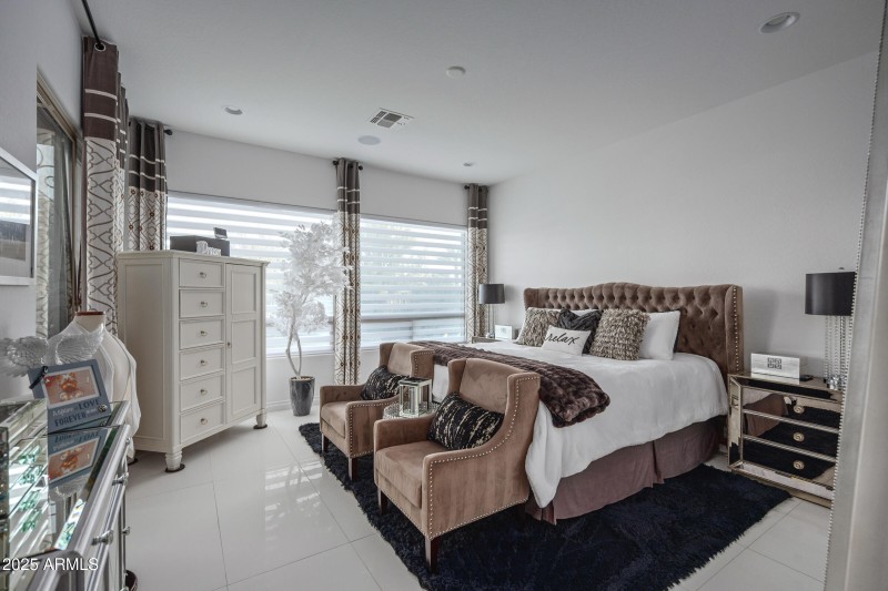 351 E Santa Lucia-21