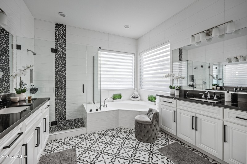 351 E Santa Lucia-25