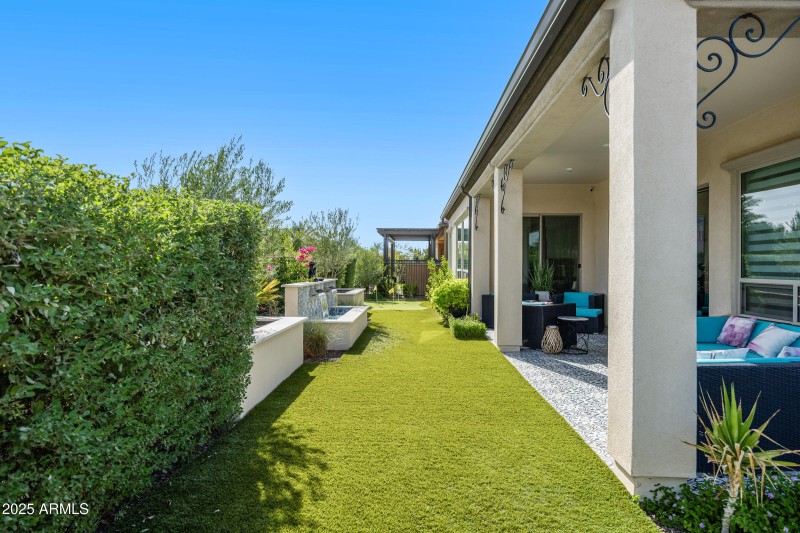 351 E Santa Lucia-35