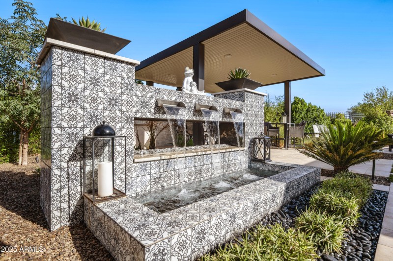 351 E Santa Lucia-37