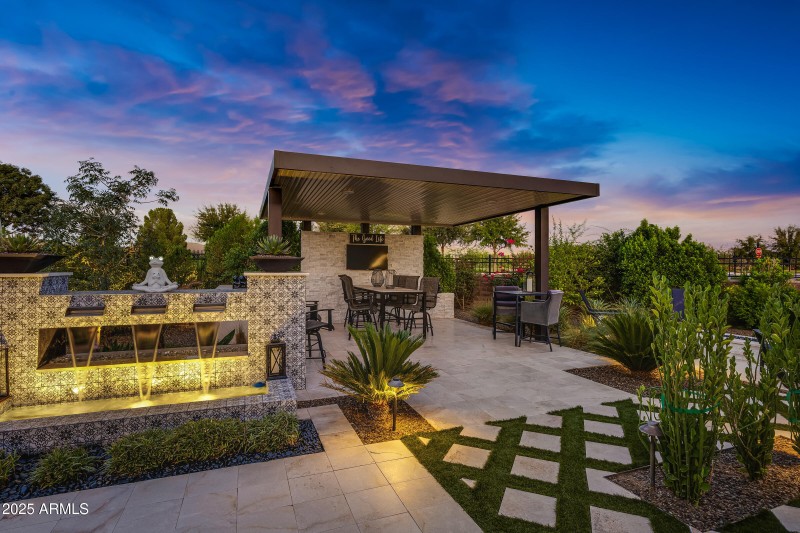 351 E Santa Lucia-79