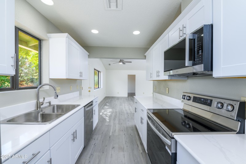 161 Starlite Drive-14