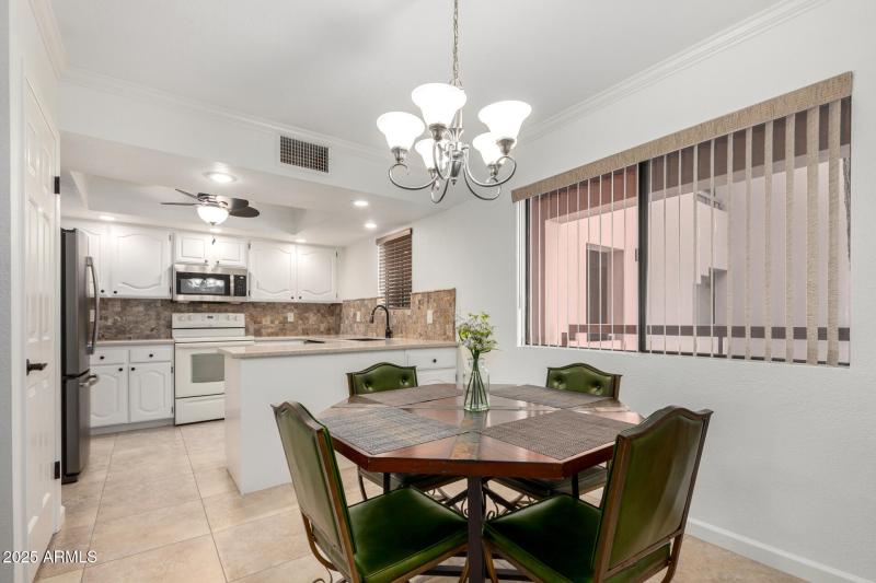 04 - Paradise Village