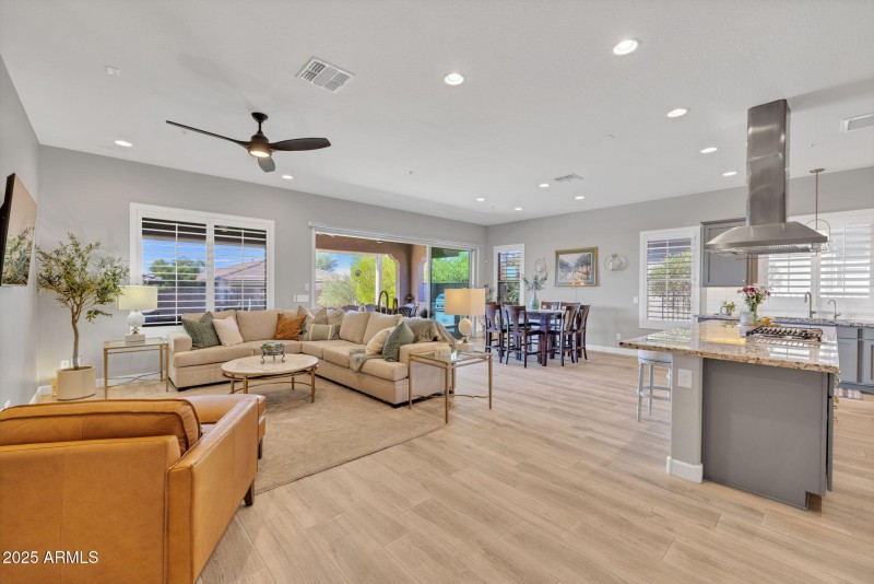 19-web-or-mls-44-print-896A6777