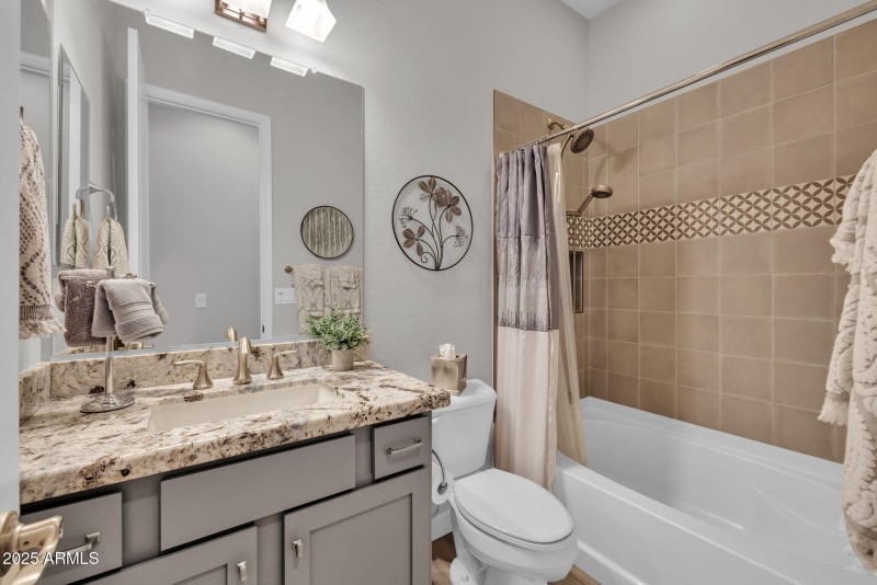 42-web-or-mls-19-print-896A6587