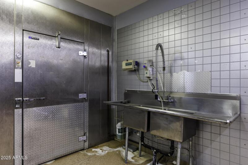 Kitchen & Scullery 5