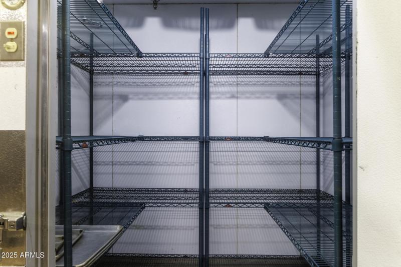 Kitchen & Scullery 6