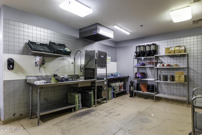 Kitchen & Scullery 9