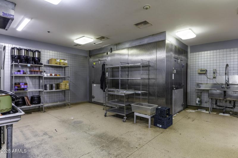 Kitchen & Scullery 10