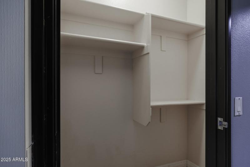 Medium Suite (111-114, 117-120) 4