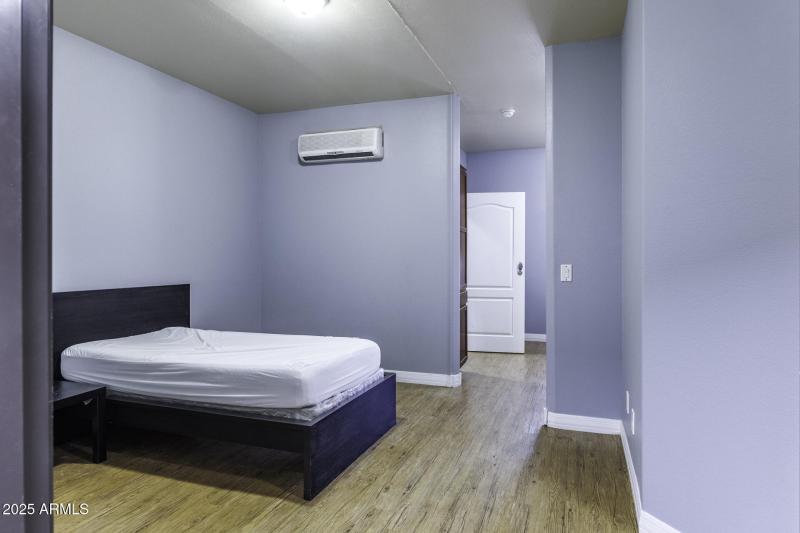 Two Room Suite (101-110, 115-116) 2