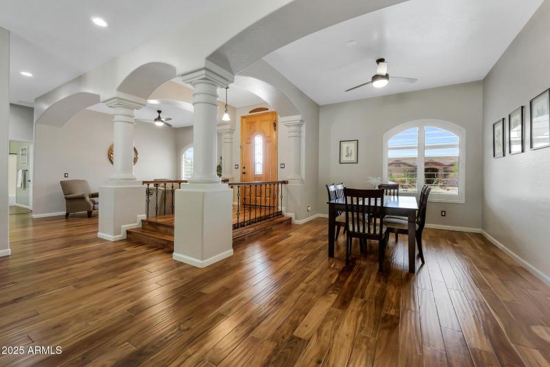 4-12804 W George Ave_Dining area