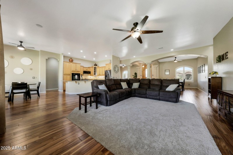 11-12804 W George Ave_Living room2