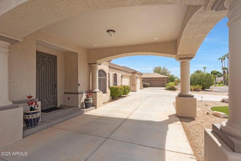 37-12804 W George Ave_front entry