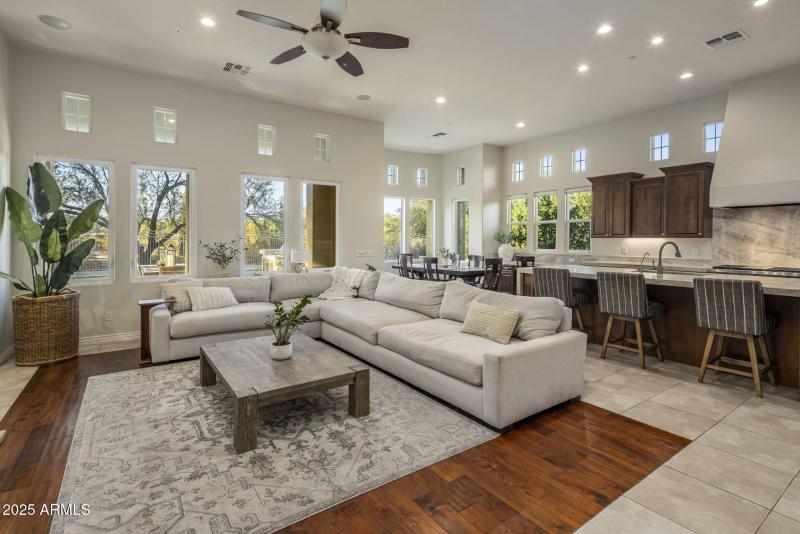 20-web-or-mls-D46A2274