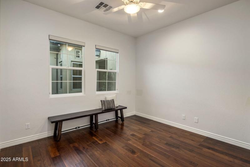 26-web-or-mls-D46A2303