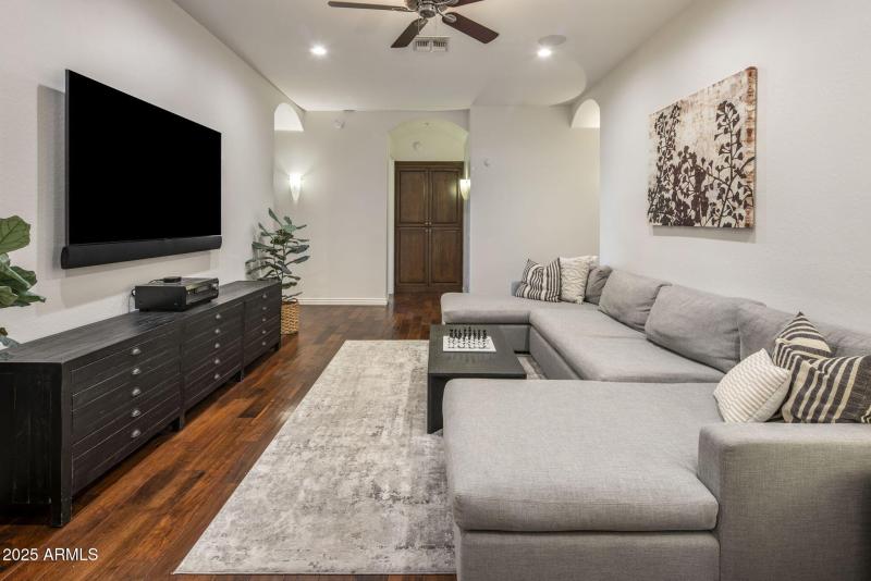 29-web-or-mls-D46A2325