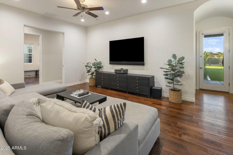 31-web-or-mls-D46A2339