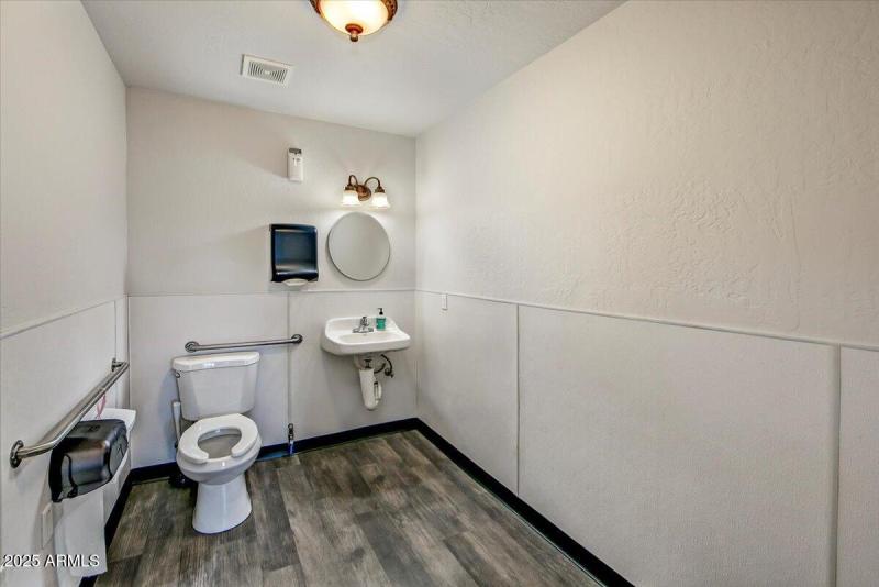 Unit B bathroom 1