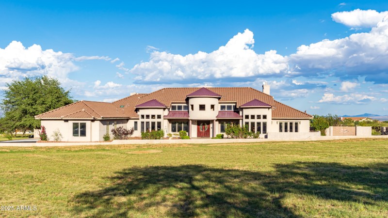 Country Luxury Estate