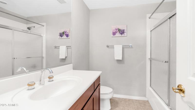 1951 W Bartlett Ct (17)