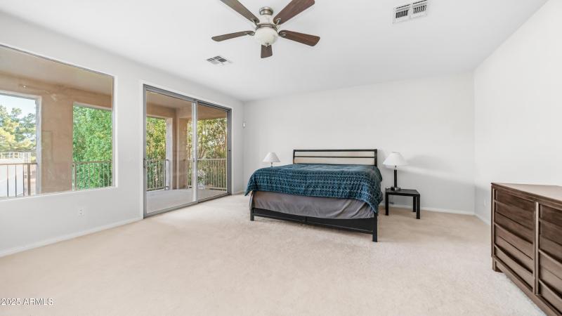 1951 W Bartlett Ct (28)