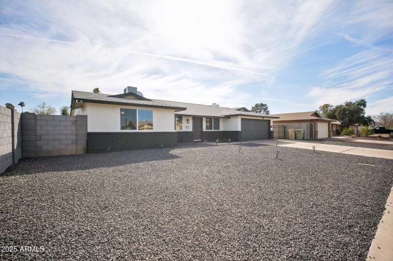 0-web-or-mls-W Karen Lee Ln-002r