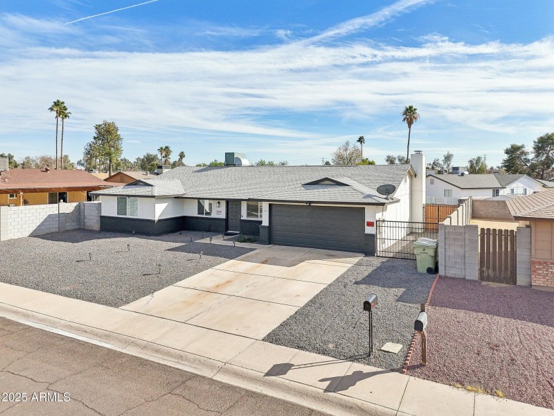 29-web-or-mls-W Karen Lee Ln-029