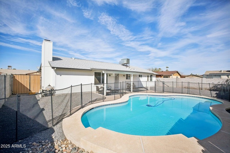 28-web-or-mls-W Karen Lee Ln-028