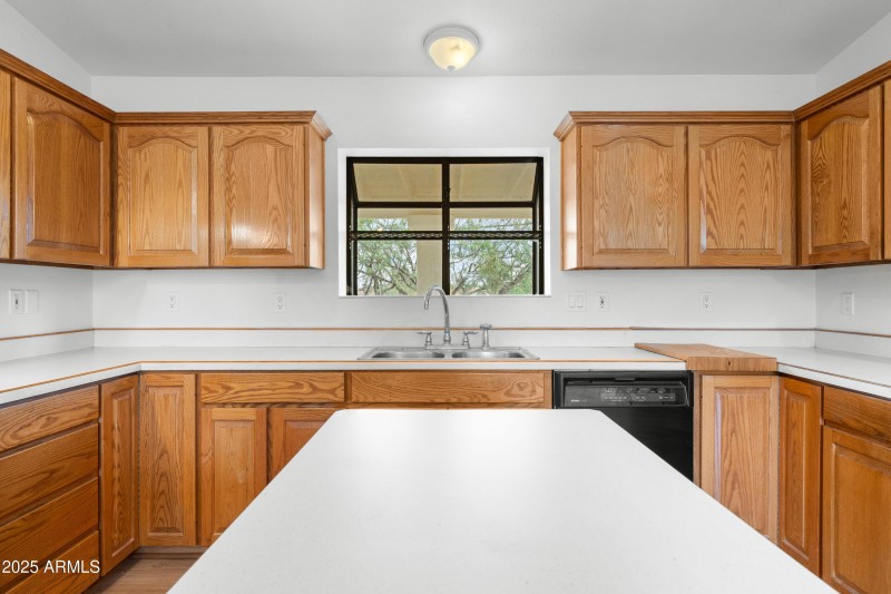Interior - 2331 Cristina Ave-6