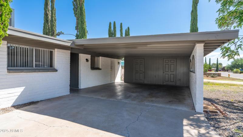 Exterior - 1517 Cushman Dr-4