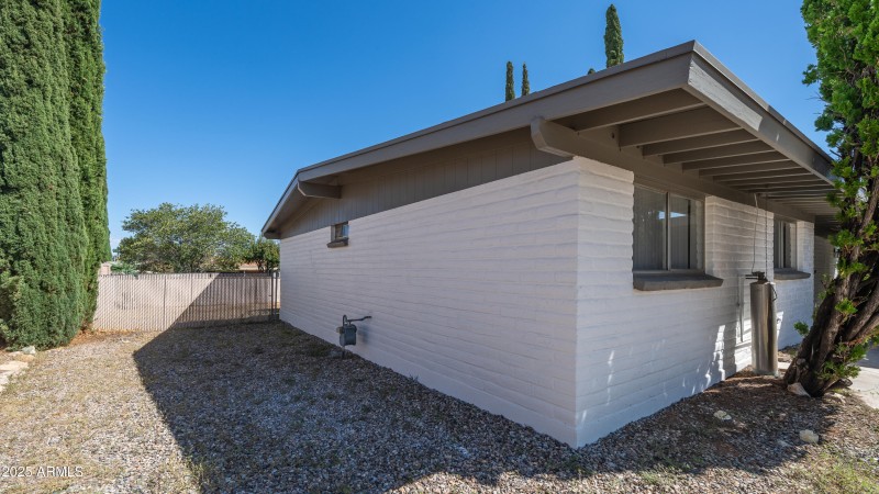 Exterior - 1517 Cushman Dr-6