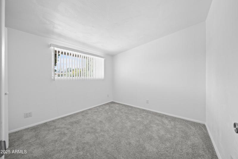 Interior - 1517 Cushman Dr-13