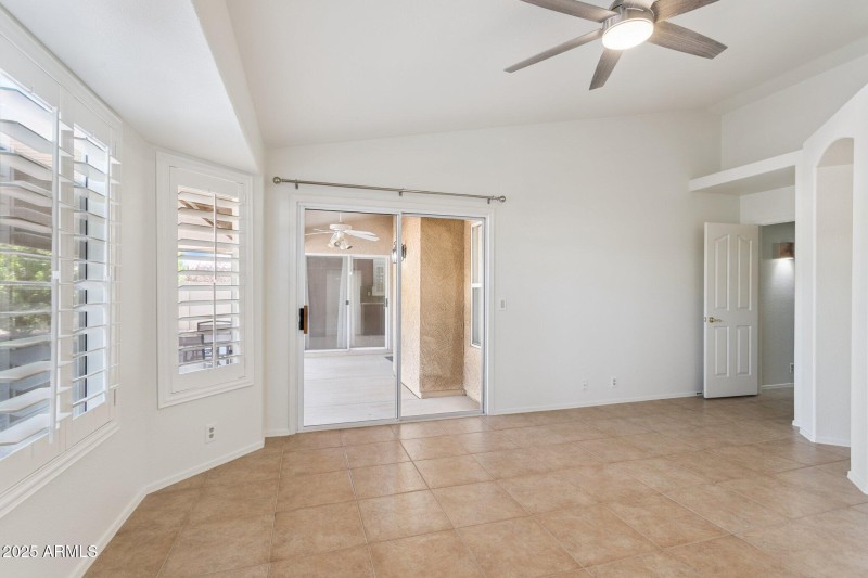 20-web-or-mls-8942-w-sequoia-dr