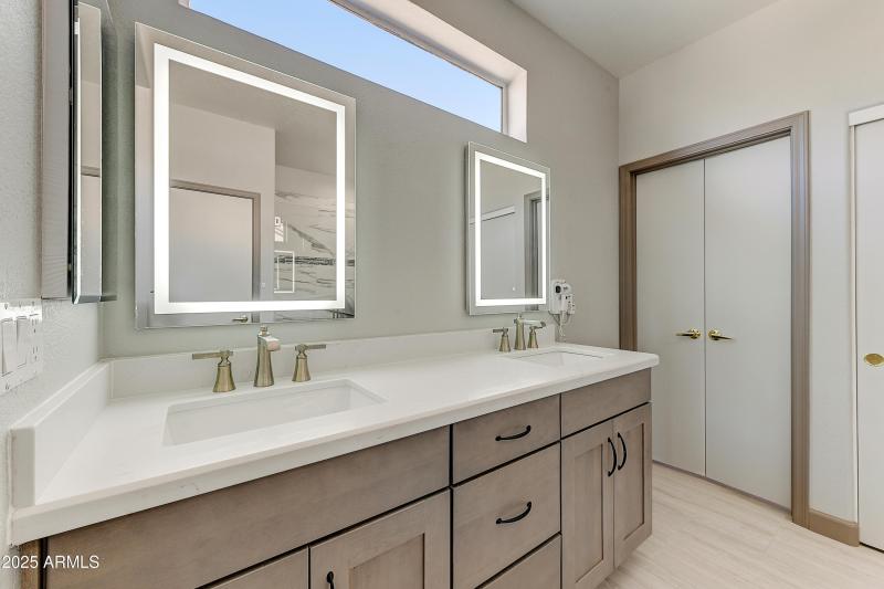 Dual Vanity with LED Mirrors
