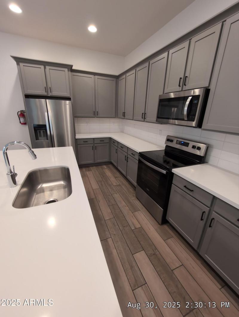 8-Aug 30 2025 04_30pm-vtY8