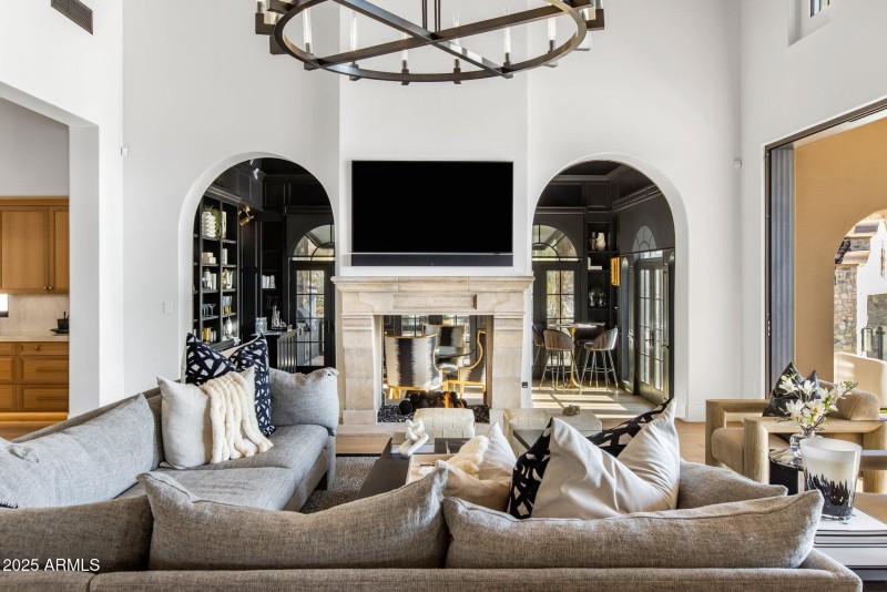 3-web-or-mls-D46A9116 copy