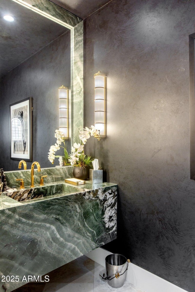 21-web-or-mls-D46A9226 copy