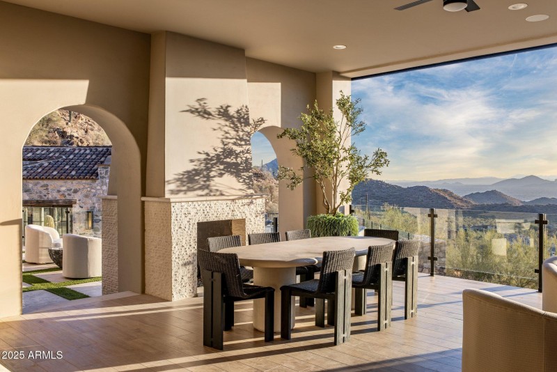 35-web-or-mls-D46A9306